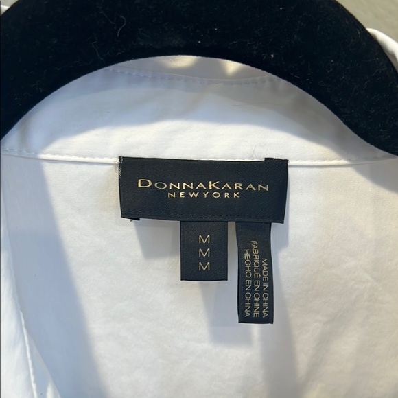 Donna Karan White Dress Shirt Classic Style - Picture 2 of 3